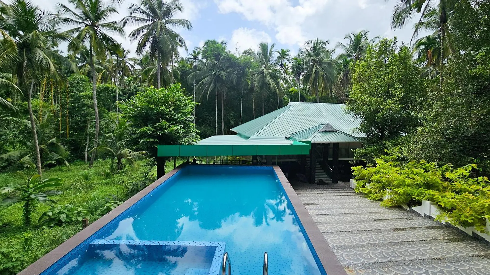 Nutmeg Farmstay With Pool, Vadakkencherry, Palakkad Vadakkancheri 0*,